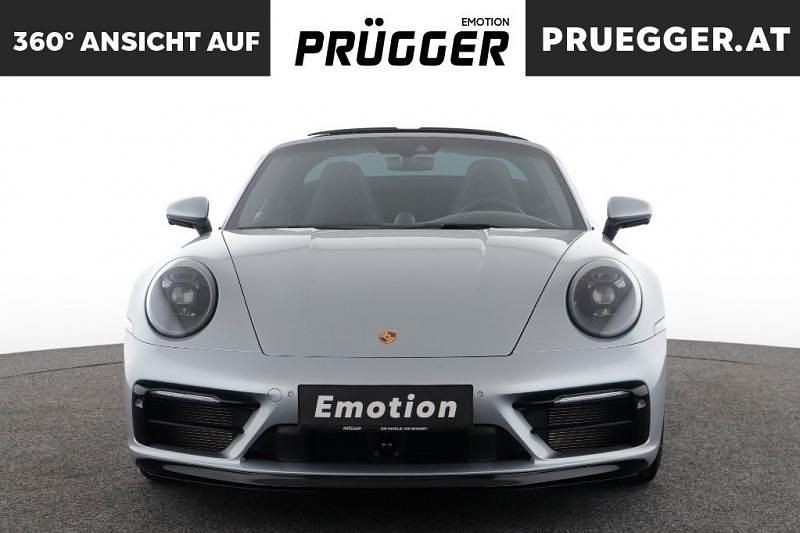 Gebraucht Porsche 992 Chrono 385 PS (283 kW) 2021 Silber Coupé
