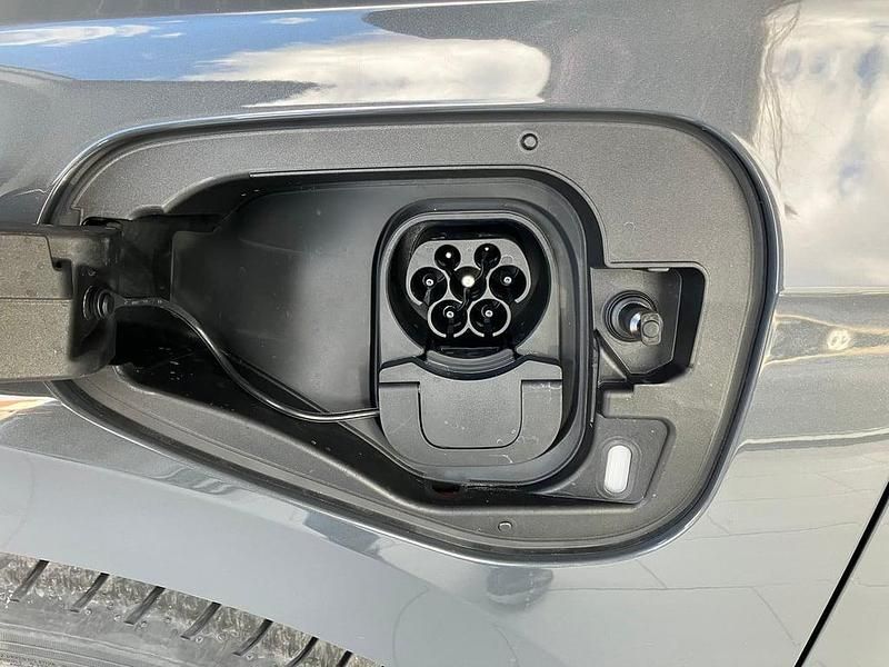 Neu VW Golf VIII 204 PS (150 kW) 2026 Mittelgrau  metallic Limousine