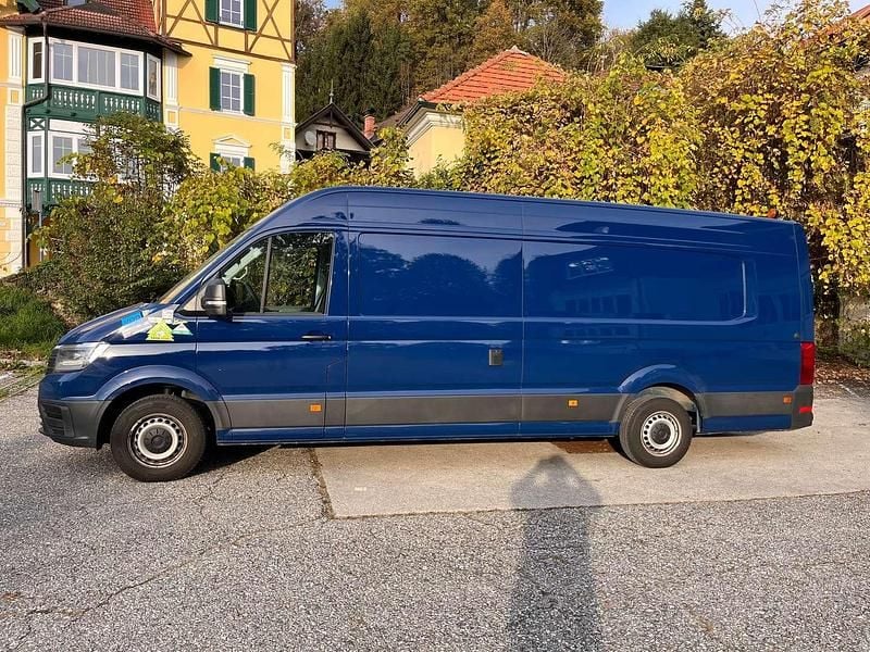 Gebraucht VW Crafter 177 PS (130 kW) 2019 Blau Van