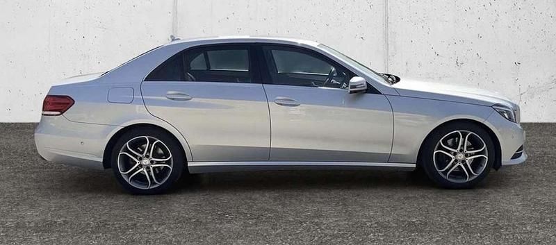 Gebraucht Mercedes E220 Avantgarde 170 PS (125 kW) 2013 Limousine