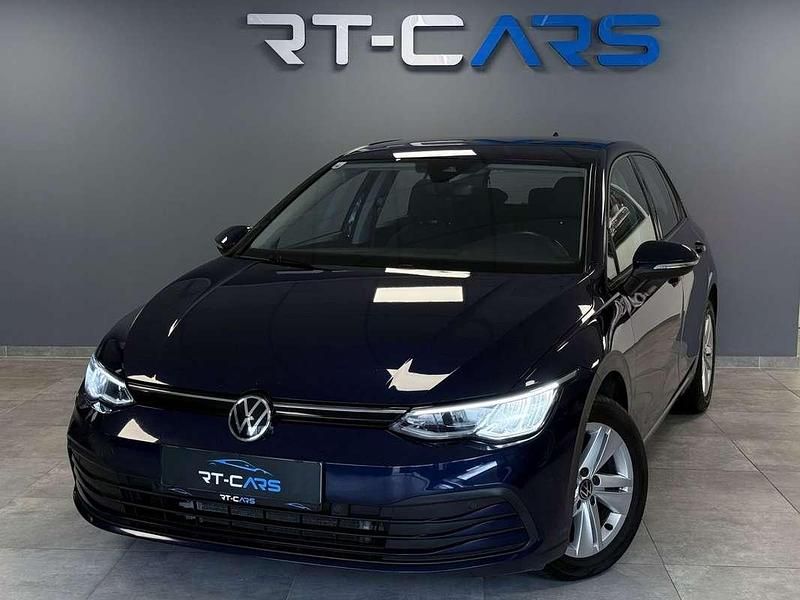 Gebraucht VW Golf VIII Basis 116 PS (85 kW) 2020 Blau Kleinwagen