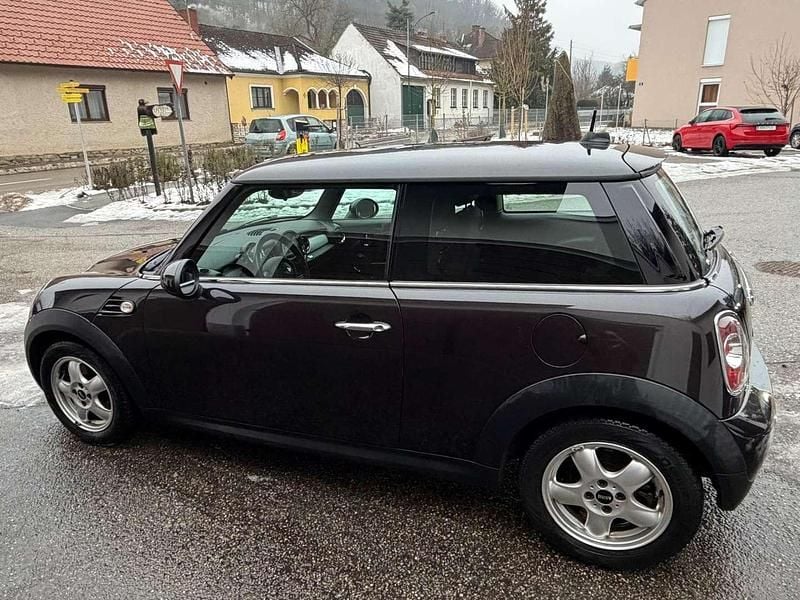 Gebraucht Mini ONE 75 PS (55 kW) 2014 Braun Kleinwagen