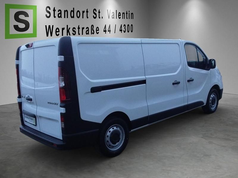 Gebraucht Renault Trafic 110 PS (80 kW) 2025 Weiß Van / Kleinbus