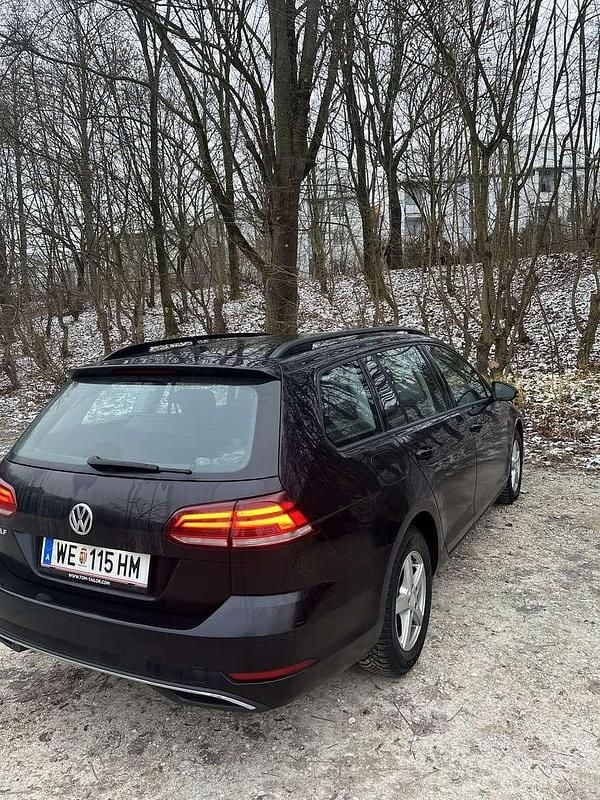 Gebraucht VW Golf VII Comfortline 116 PS (85 kW) 2018 Kombi