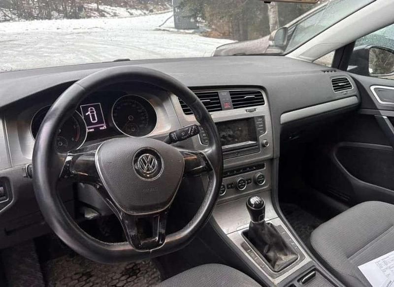 Gebraucht VW Golf VII Sportline 90 PS (66 kW) 2014 Limousine