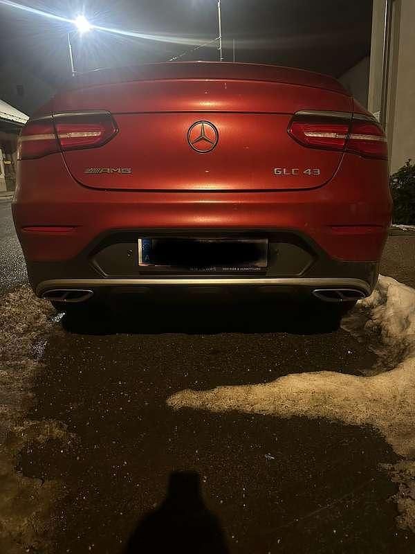 Gebraucht Mercedes GLC43 AMG AMG 367 PS (269 kW) 2017 Rot Coupé