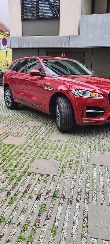 Gebraucht Jaguar F-Pace R-Sport 179 PS (131 kW) 2020 Rot SUV