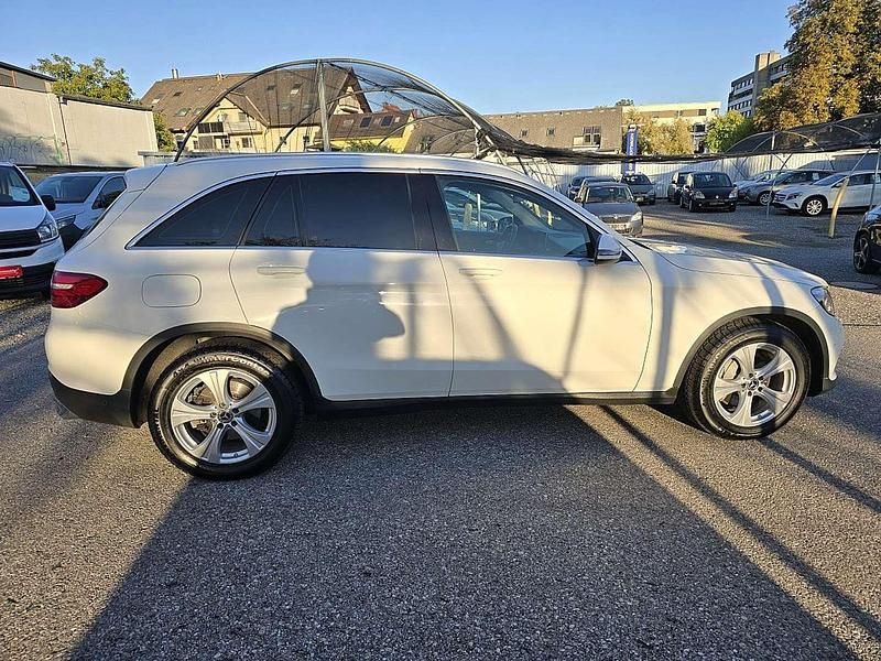 Gebraucht Mercedes GLC220 170 PS (125 kW) 2019 Weiß SUV