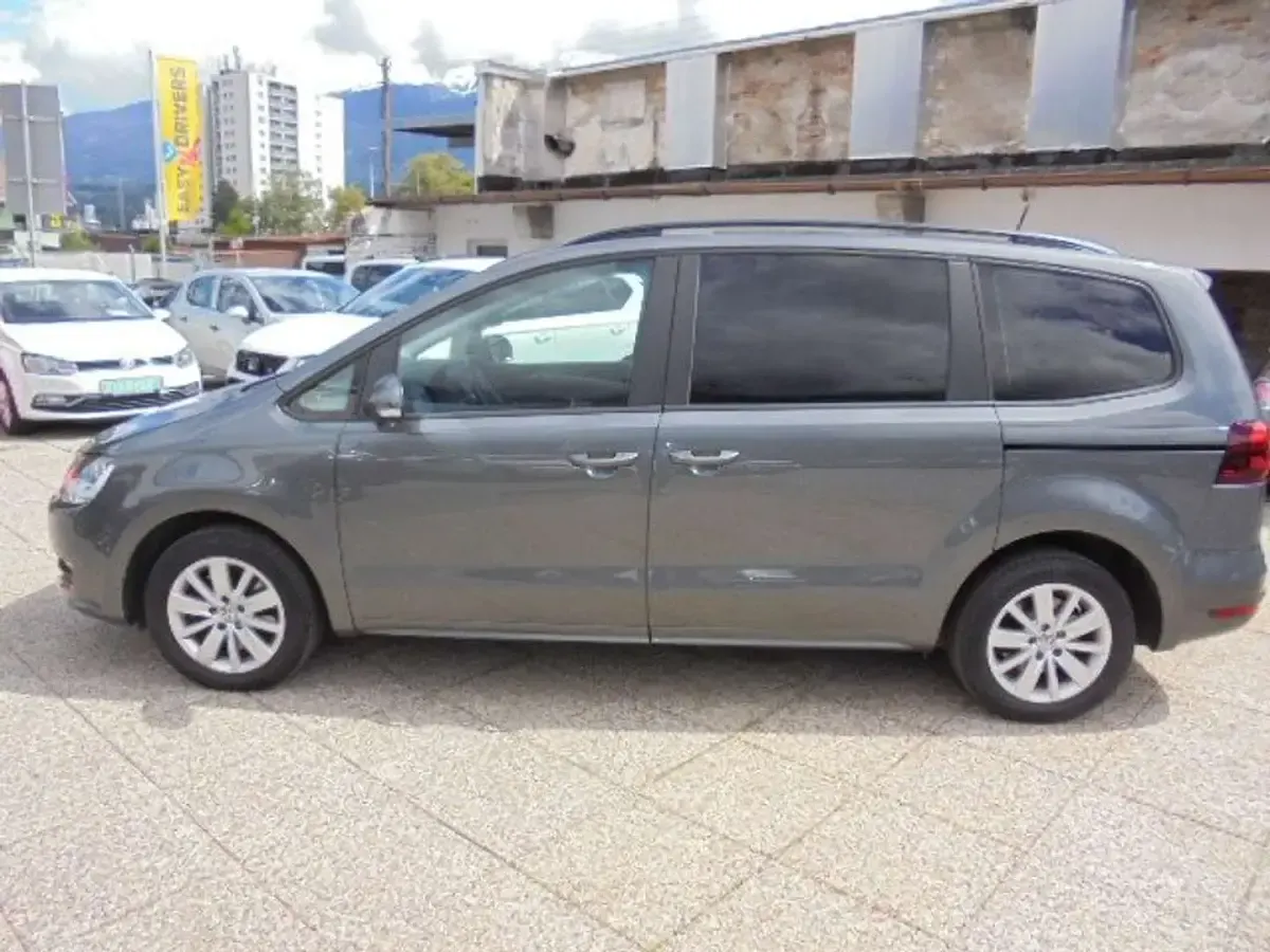 Gebraucht VW Sharan Trendline 150 PS (2019) in Innsbruck - € 26.900 ...