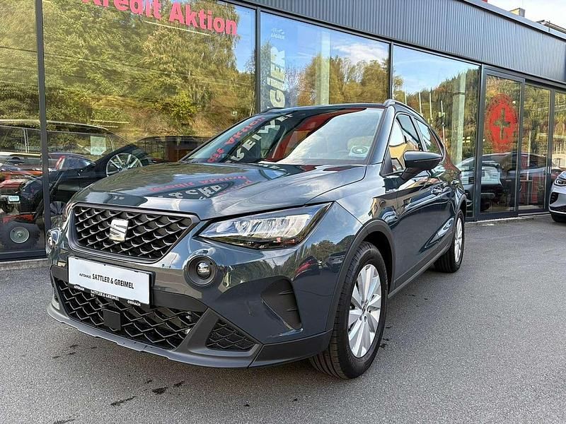 Blau Gebraucht 2025 Seat Arona Style SUV | € 24.970 (Etwas zu teuer) - Bild 1/4