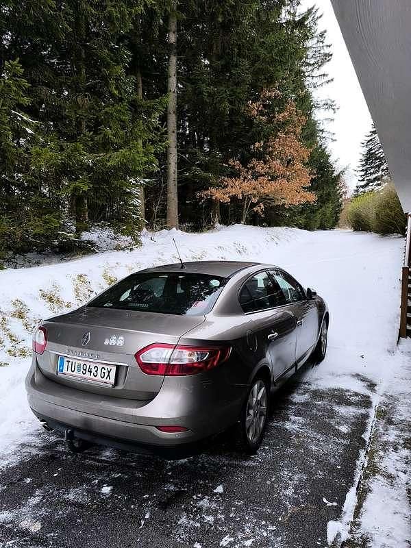 Gebraucht Renault Fluence Sportway 110 PS (80 kW) 2012 Limousine