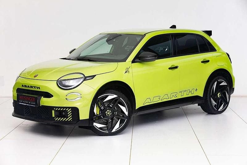 Gebraucht Abarth 600e Turismo 175 kW (238 PS) 2025 Grün SUV