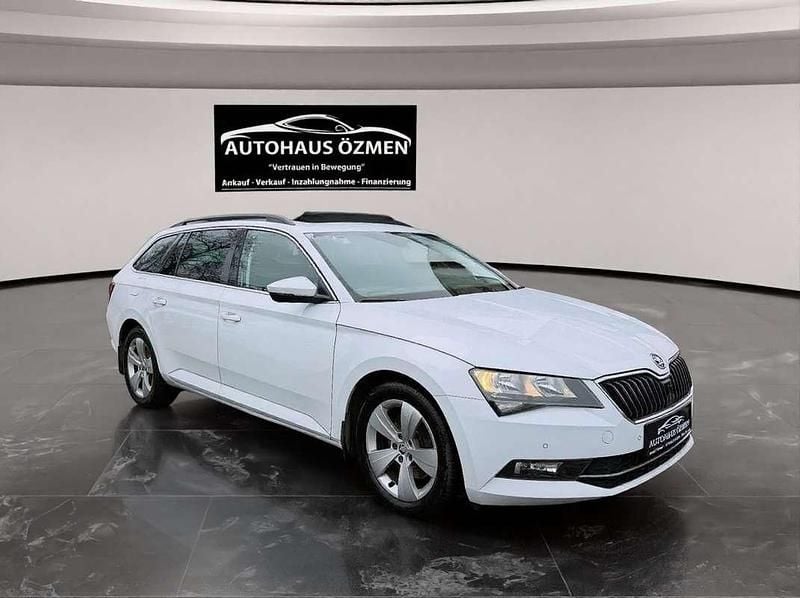 Gebraucht Skoda Superb Ambition 120 PS (88 kW) 2018 Weiß Kombi