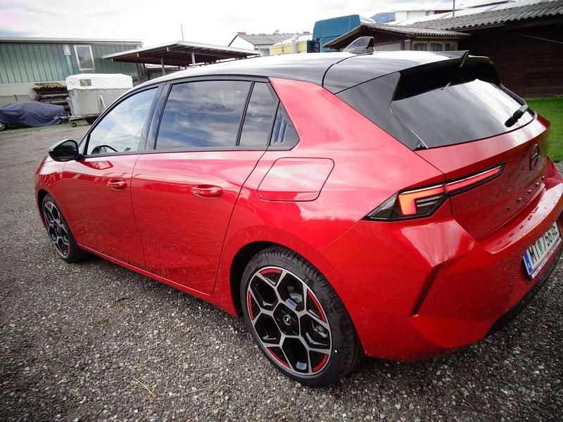 Gebraucht Opel Astra GS Line 180 PS (132 kW) 2022 Rot Limousine