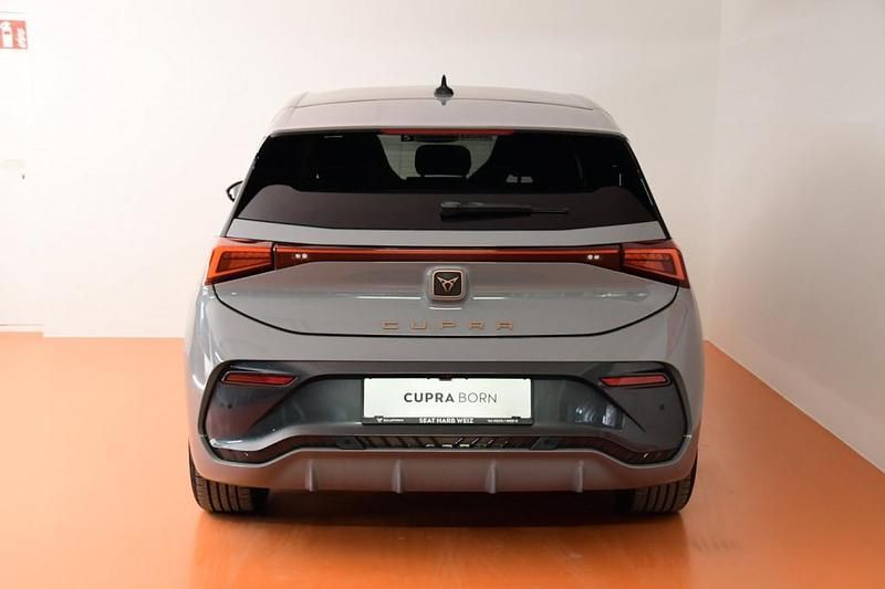 Gebraucht Cupra Born e-Boost 169 kW (231 PS) 2023 Mittelgrau  normal Kleinwagen