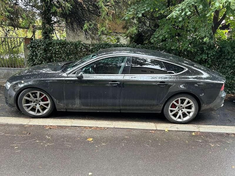 Schwarz Gebraucht 2011 Audi A7 Sportback Kleinwagen | € 14.500 (Fairer Preis) - Bild 1/4