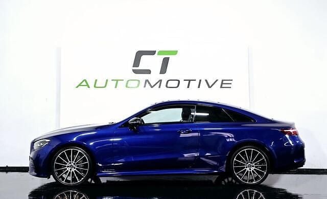 Gebraucht Mercedes E400 194 PS (142 kW) 2021 Blau