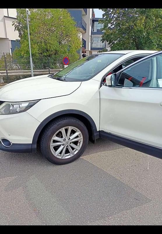Gebraucht 2014 Nissan Qashqai Acenta SUV | € 10.300 (Teuer) - Bild 1/4