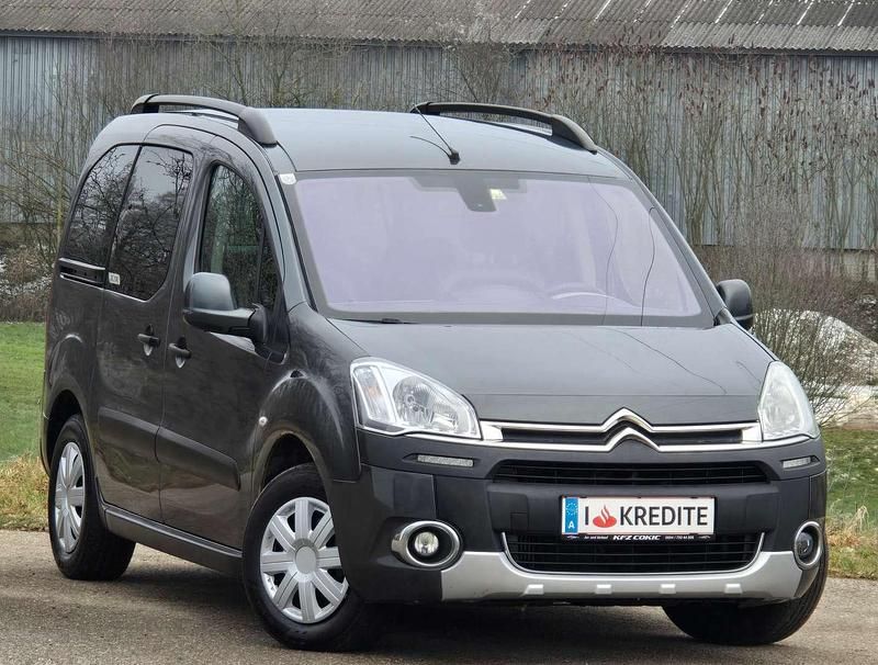 Gebraucht Citroën Berlingo XTR 114 PS (83 kW) 2015 Grau Van / Kleinbus