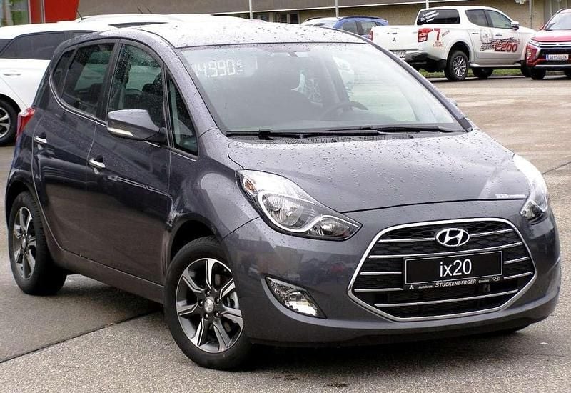 Gebraucht Hyundai i20 GO! 90 PS (66 kW) 2018 Grau Kombi