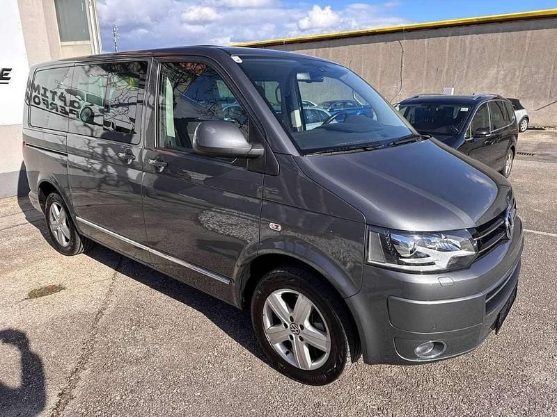 Gebraucht VW T5 Highline 179 PS (131 kW) 2012 Grau Van