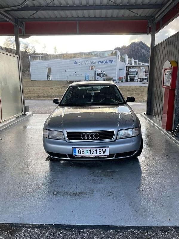 Gebraucht Audi A4 90 PS (66 kW) 1995 Limousine