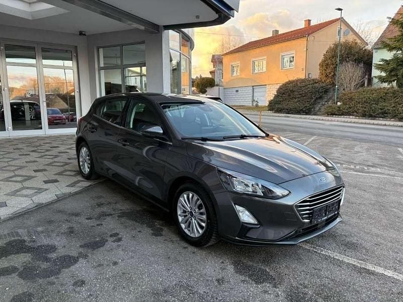 Gebraucht Ford Focus Titanium 125 PS (91 kW) 2021 Grau Limousine