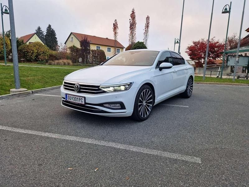 Gebraucht VW Passat Elegance 150 PS (110 kW) 2020 Limousine