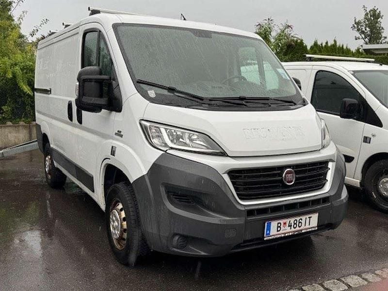 Weiß Gebraucht 2016 Fiat Ducato Van | € 9.900 (Superpreis) - Bild 1/3