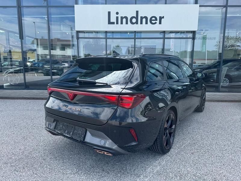 Gebraucht Cupra Leon 204 PS (150 kW) 2025 Schwarz  metallic Kombi