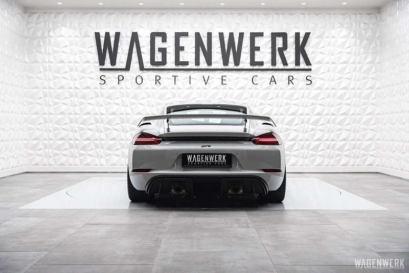Gebraucht Porsche 718 Cayman GT4 Chrono 420 PS (308 kW) 2023 Grau Coupé