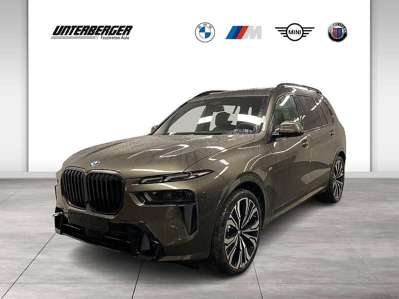Neu BMW X7 M Sport 340 PS (250 kW) 2025 Grau SUV