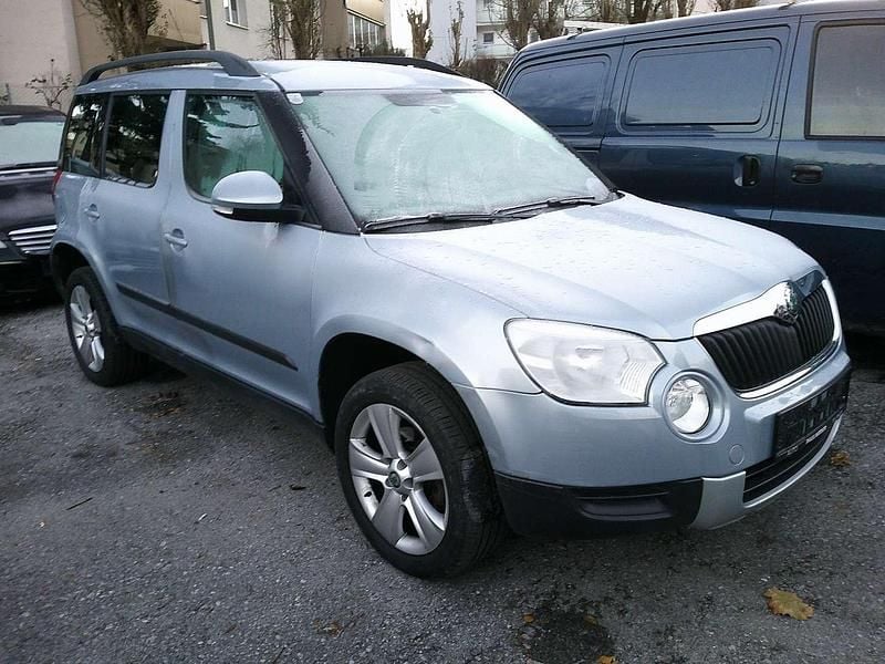 Blau Gebraucht 2010 Skoda Yeti Experience SUV | € 5.300 (Superpreis) - Bild 1/4
