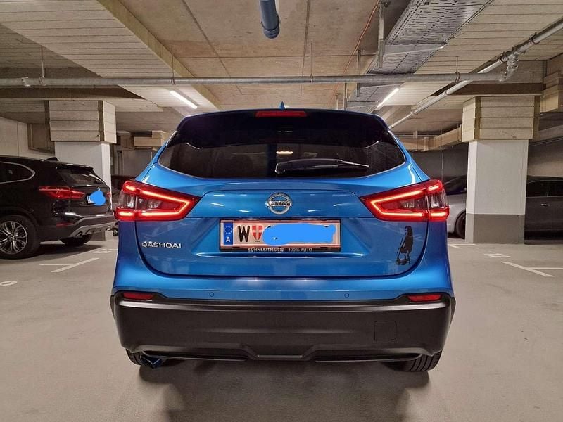 Gebraucht Nissan Qashqai Acenta 116 PS (85 kW) 2018 Blau SUV