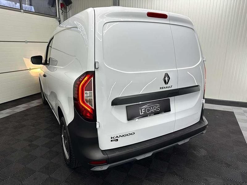 Gebraucht Renault Kangoo 95 PS (69 kW) 2021 Weiß Van / Kleinbus