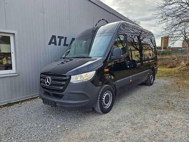 Gebraucht Mercedes Sprinter 163 PS (119 kW) 2022 Schwarz Van