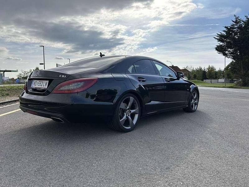 Gebraucht Mercedes CLS350 265 PS (194 kW) 2011 Coupé