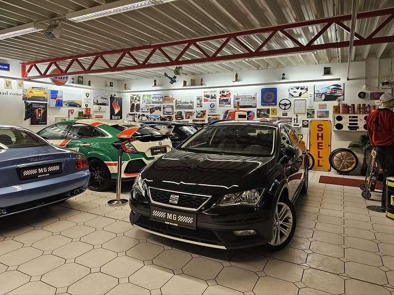 Schwarz Gebraucht 2019 Seat Leon X-Perience 4Drive Kombi | € 12.490 - Bild 1/4