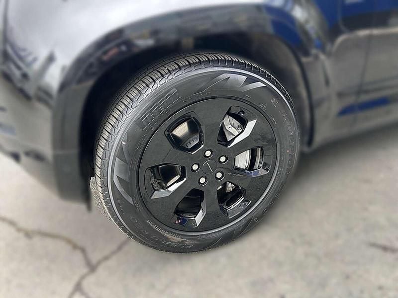 Gebraucht Land Rover Defender SE Dynamic 299 PS (219 kW) 2025 Schwarz SUV