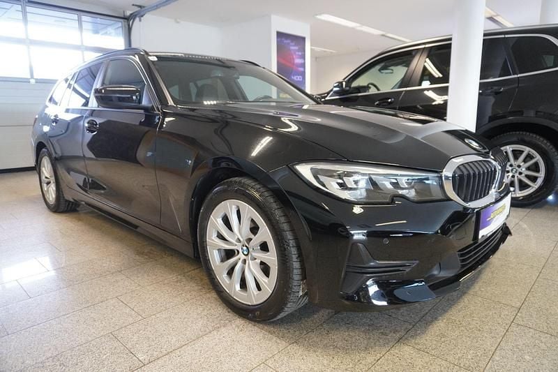 Gebraucht BMW 320 190 PS (139 kW) 2020 Schwarz Kombi