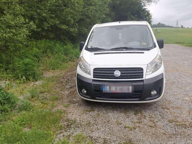 Gebraucht Fiat Scudo Family 90 PS (66 kW) 2008 Weiß Van