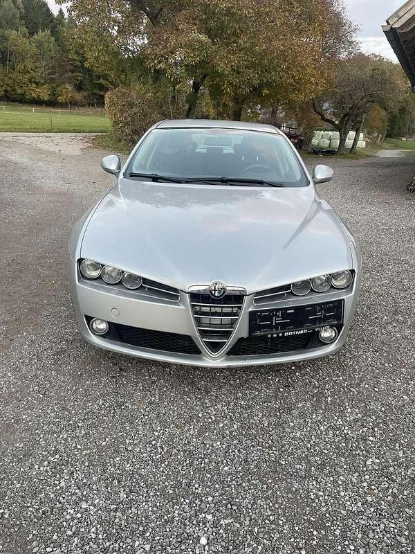Gebraucht 2005 Alfa Romeo 159 Distinctive Limousine | € 900 - Bild 1/4