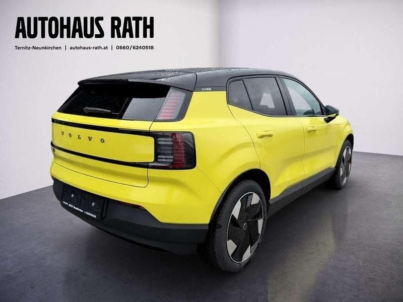 Neu Volvo EX30 Plus 200 kW (272 PS) 2025 Gelb SUV