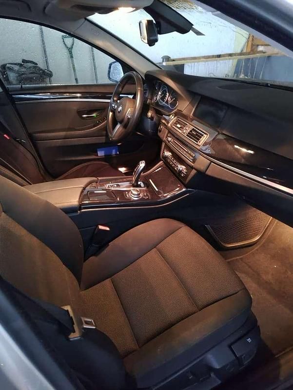 Gebraucht BMW 525 204 PS (150 kW) 2011 Kombi