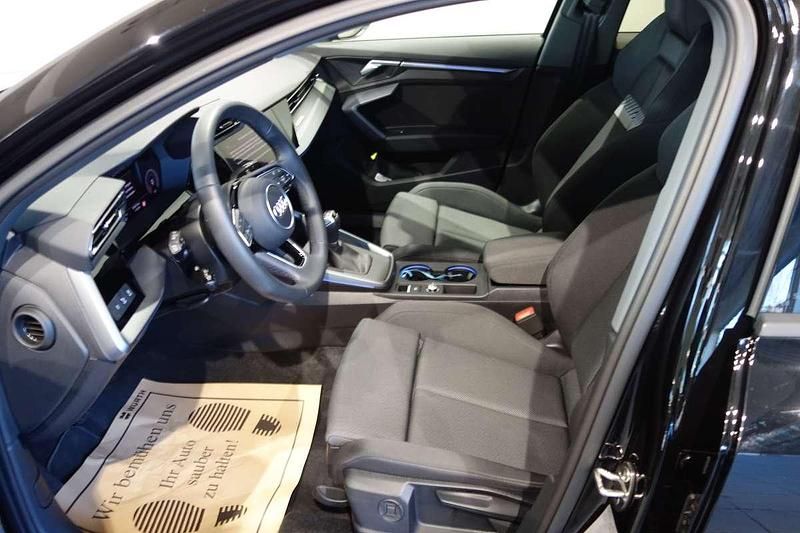 Gebraucht Audi A3 Advanced 116 PS (85 kW) 2025 Schwarz Kleinwagen