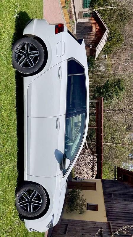 Gebraucht VW Golf VIII 90 PS (66 kW) 2021 Weiß Limousine