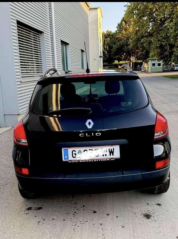 Gebraucht Renault Clio GrandTour Night&Day 75 PS (55 kW) 2011 Kombi