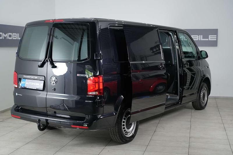 Schwarz Gebraucht 2022 VW T6.1 Van | € 43.990 (Superpreis) - Bild 1/3