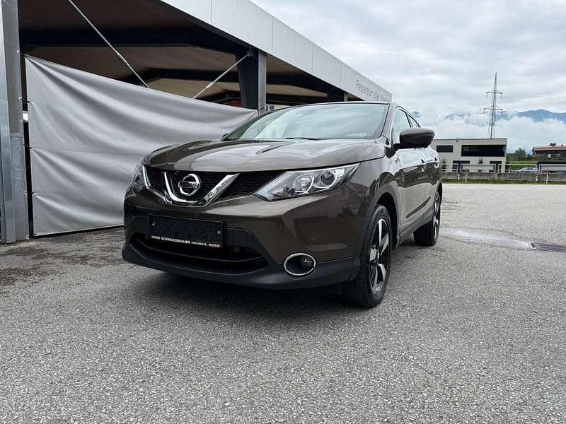 Bronze Gebraucht 2017 Nissan Qashqai N-Connecta SUV | € 13.900 (Fairer Preis) - Bild 1/4