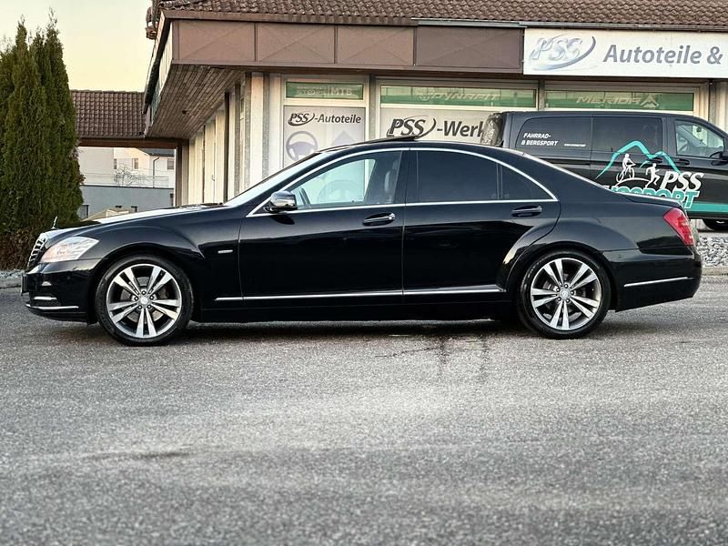 Gebraucht Mercedes S350 235 PS (172 kW) 2011 Schwarz Limousine